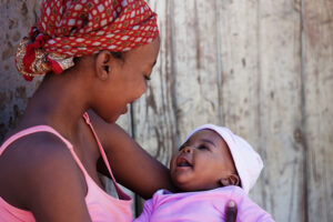 Read more about the article How the Lafiyan Yara Project is Reducing Newborn HIV Transmissions in Nigeria | The African Exponent.